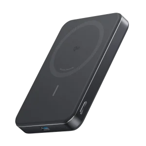 پاوربانک مگنتی مشکی انکر با طراحی باریک و درگاه USB-C